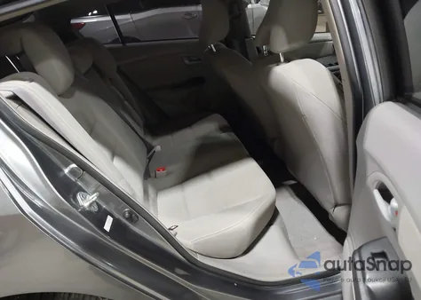 2013 Honda Insight Lx z USA, uszkodzony, nr VIN JHMZE2H59DS005002